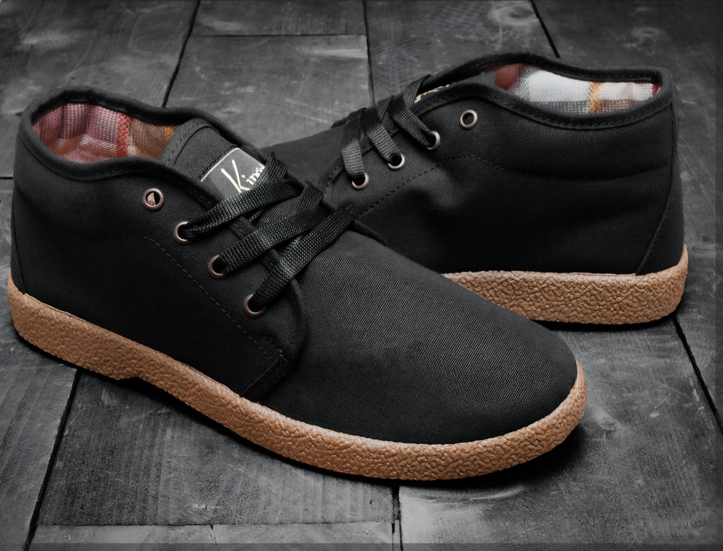 The Modelo - Black / Gum