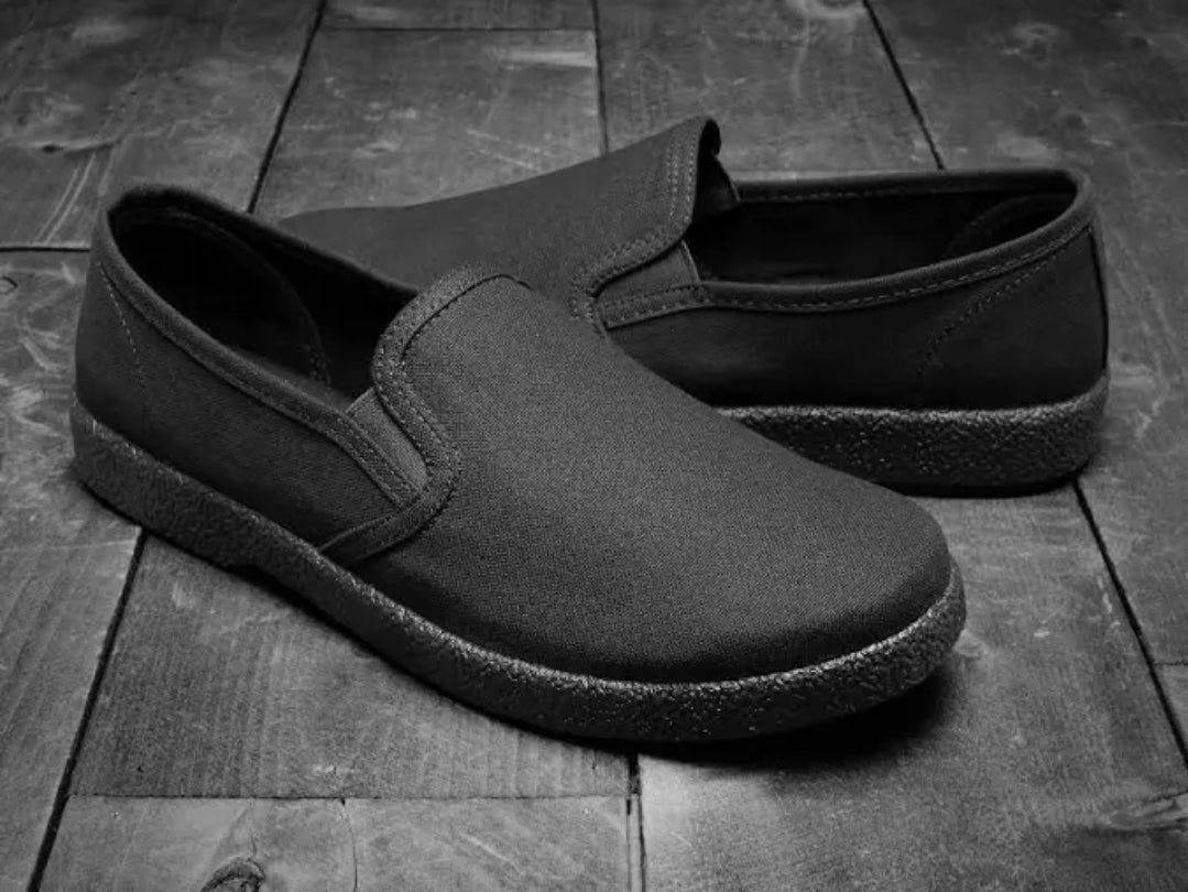 The Wino Slip On - Blackout